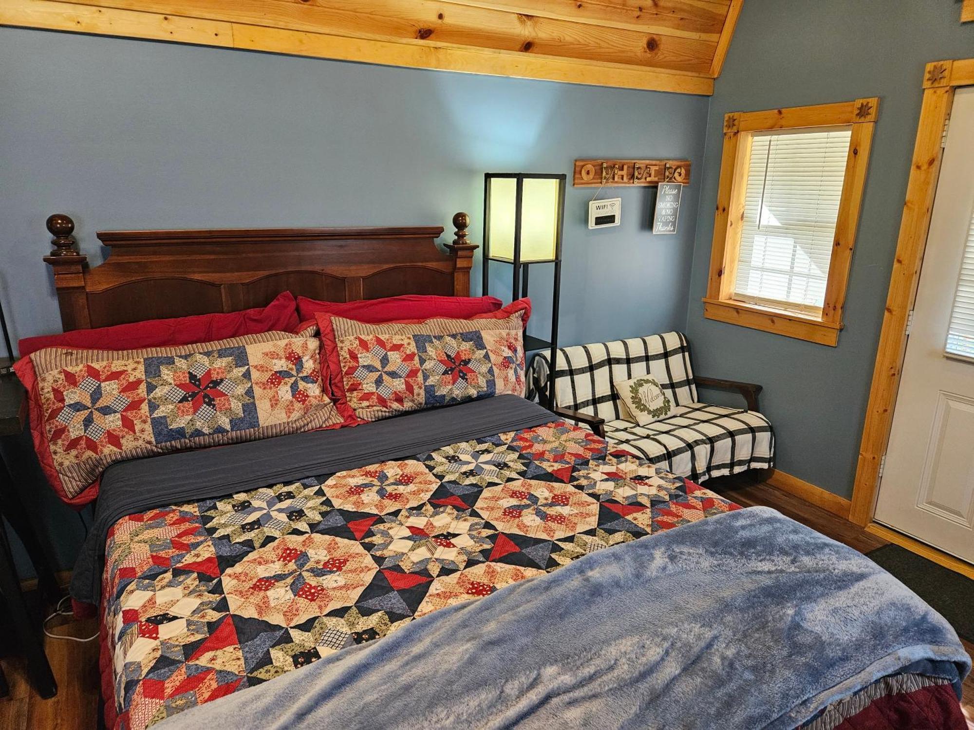 Acorn Cottage At Hocking Vacations لوغان المظهر الخارجي الصورة